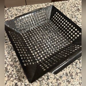 Pampered Chef Non-Stick Black Grill Basket